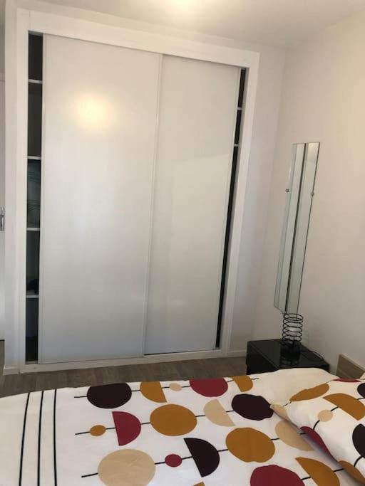 Superbe Appartement En Plein Centre Ville. 라로츠수르욘 외부 사진