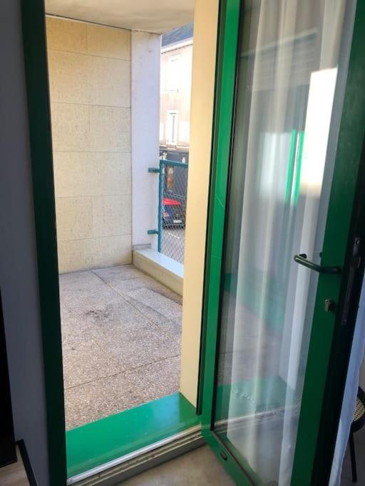 Superbe Appartement En Plein Centre Ville. 라로츠수르욘 외부 사진