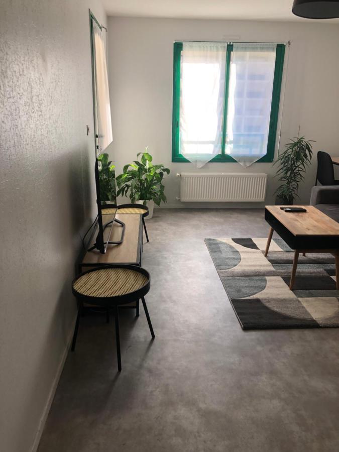 Superbe Appartement En Plein Centre Ville. 라로츠수르욘 외부 사진